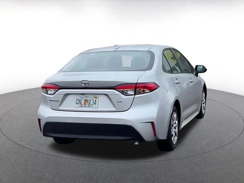 Used 2025 Toyota Corolla LE image 14