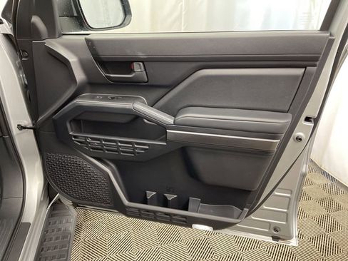 Used 2025 Toyota 4Runner SR5 image 30