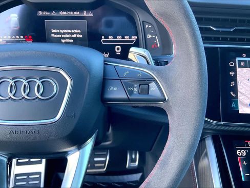Used 2023 Audi RS Q8 AWD/4WD image 25
