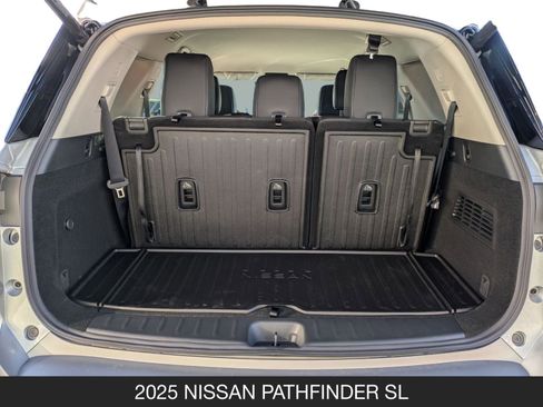 New 2025 Nissan Pathfinder SL w/ Cargo Package image 21