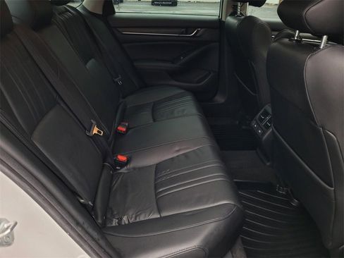 Used 2021 Honda Accord EX-L image 14