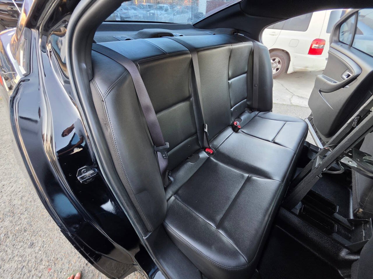 Used 2018 Ford Taurus Police Interceptor AWD image 28