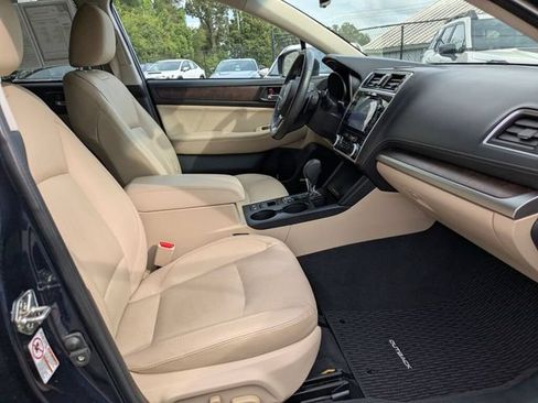 Used 2018 Subaru Outback 2.5i Limited AWD/4WD image 37