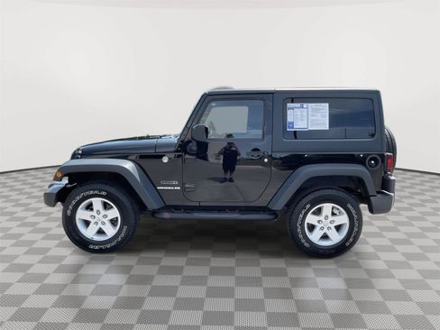 Used 2017 Jeep Wrangler Sport w/ Quick Order Package 24S AWD/4WD image 9