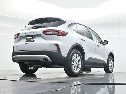 New 2025 Ford Escape Active image 46