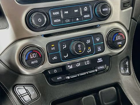 Used 2017 GMC Yukon SLT w/ Premium Edition AWD/4WD image 19