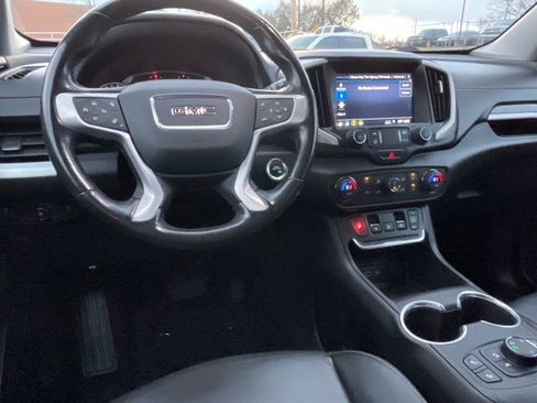 Used 2021 GMC Terrain SLT image 9