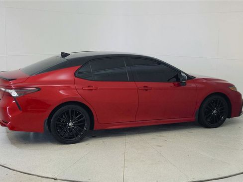 Used 2021 Toyota Camry XSE w/ Cold Weather Package FWD image 7