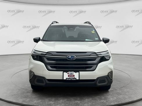 Certified 2025 Subaru Forester Limited AWD/4WD image 2
