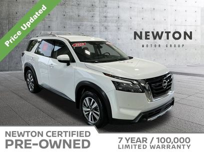 Used 2025 Nissan Pathfinder SL