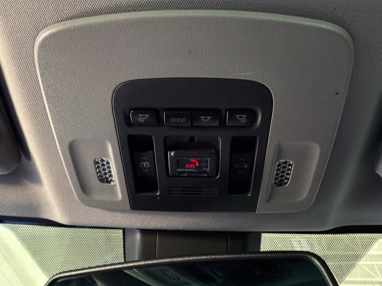 Used 2023 Toyota Camry XSE w/ Navigation Package FWD image 17