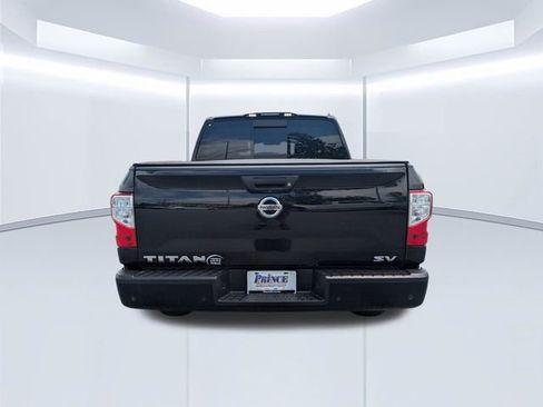 Used 2020 Nissan Titan SV RWD image 6