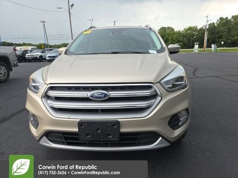 Used 2017 Ford Escape Titanium w/ Equipment Group 301A AWD/4WD image 2