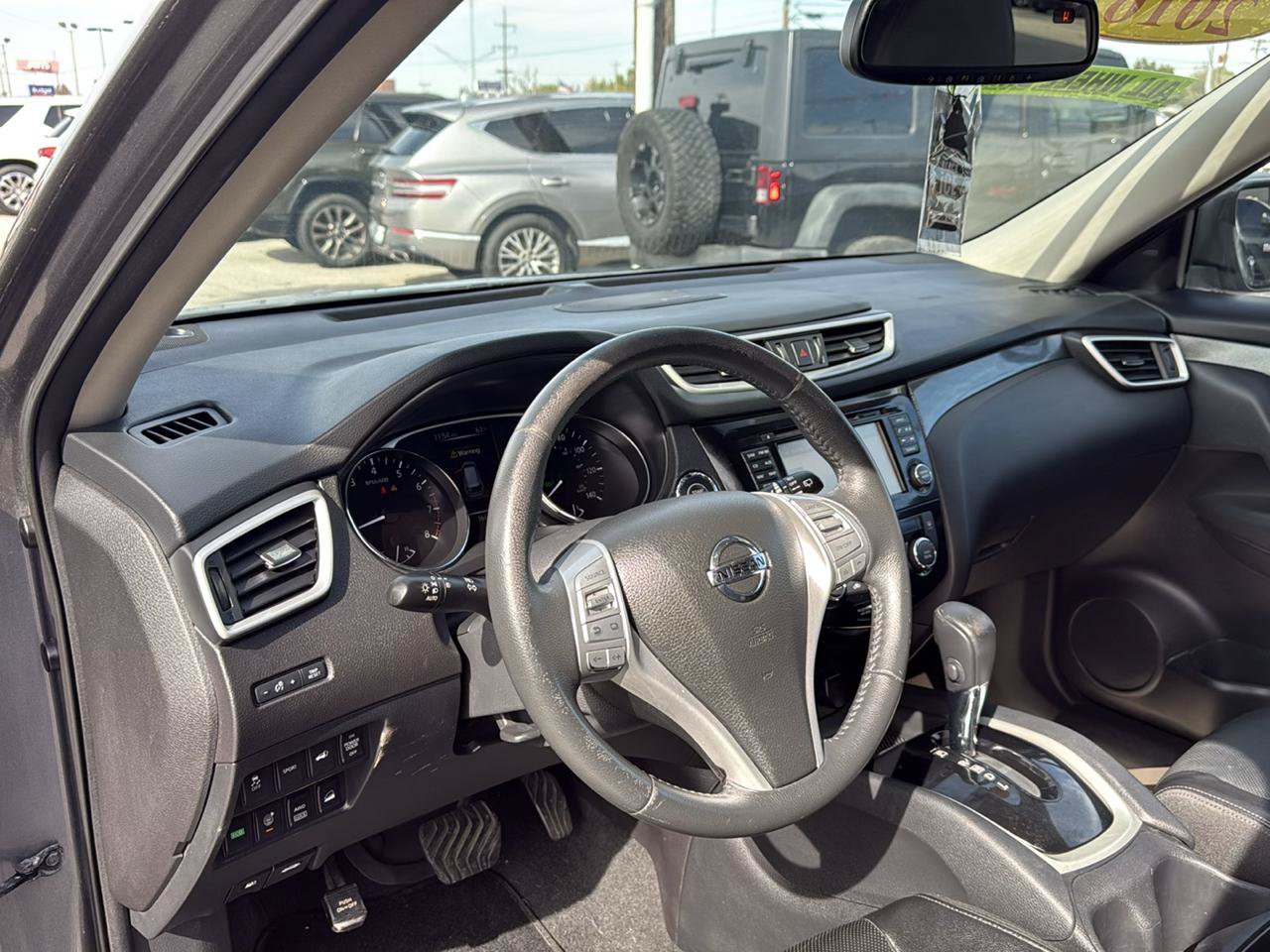Used 2016 Nissan Rogue SL w/ SL Premium Package AWD/4WD image 14