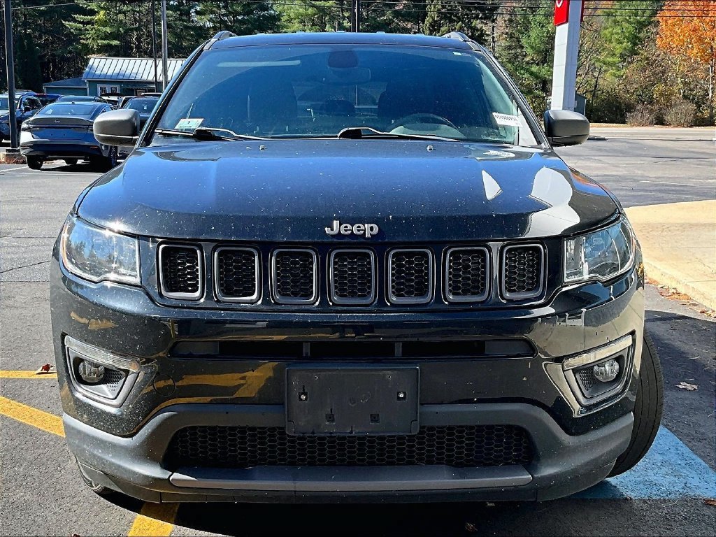 Used 2021 Jeep Compass Latitude AWD/4WD image 2