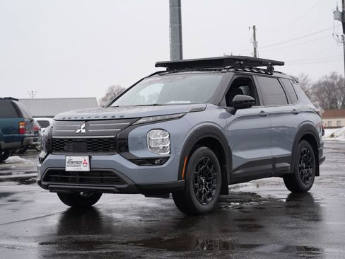 New 2026 Mitsubishi Outlander Trail Edition image 7