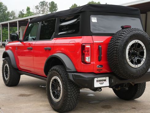 Used 2023 Ford Bronco Black Diamond w/ Sasquatch Package AWD/4WD image 4