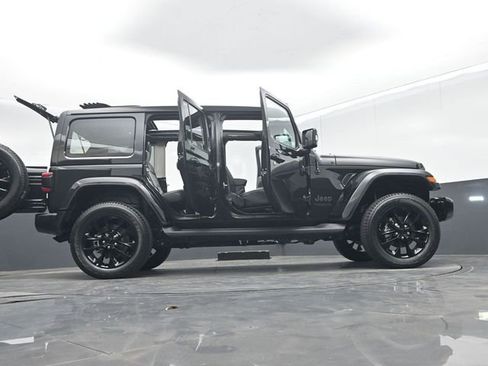 Used 2022 Jeep Wrangler Unlimited Sahara image 80