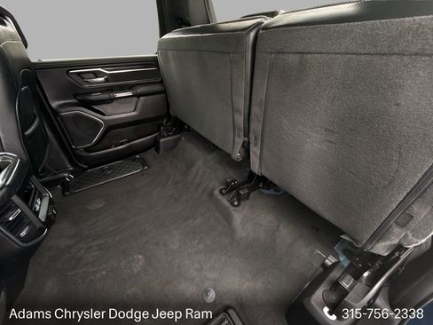 Used 2024 RAM 1500 Laramie AWD/4WD image 28