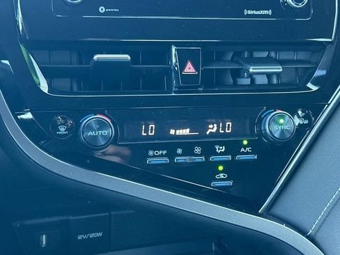 Used 2024 Toyota Camry SE image 24