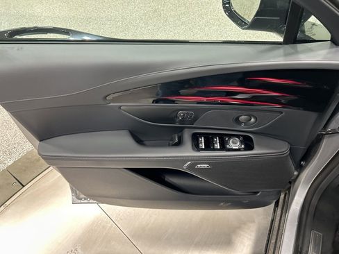 New 2026 Lincoln Nautilus Reserve w/ Jet Appearance Package image 12