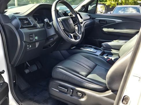 Used 2022 Honda Pilot TrailSport image 12