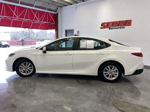 Certified 2025 Toyota Camry LE image 6