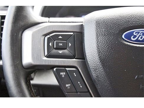 Used 2020 Ford Expedition Platinum image 16