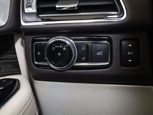 Used 2020 Lincoln Navigator Black Label AWD/4WD image 30