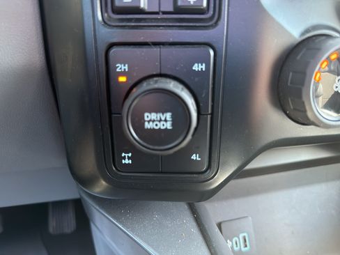 Used 2023 Ford F250 XLT w/ XLT Premium Package AWD/4WD image 23