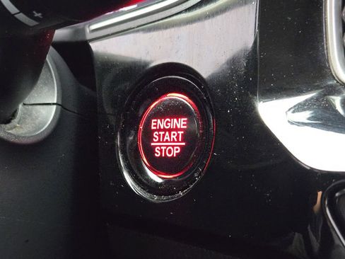 Used 2022 Honda Civic Touring image 23