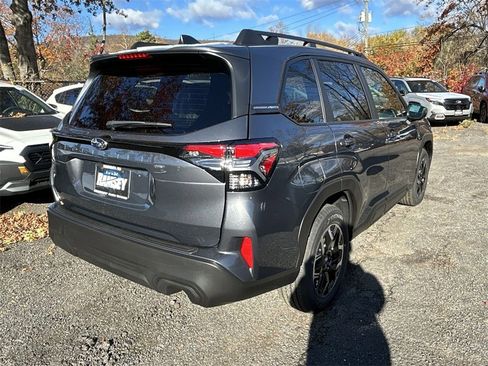 New 2025 Subaru Forester Premium image 8