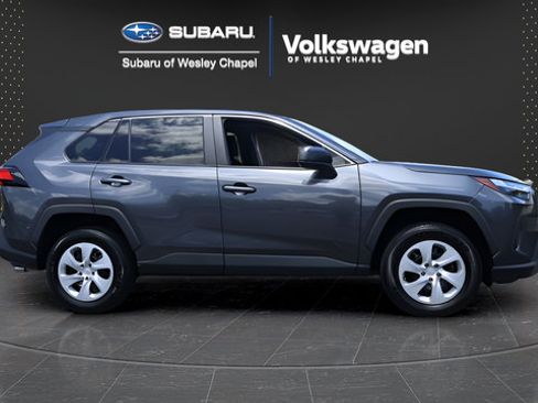 Used 2024 Toyota RAV4 LE FWD image 10