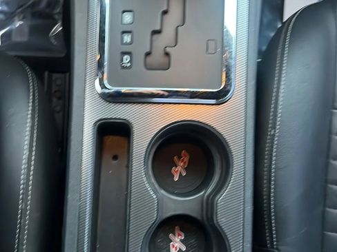 Used 2012 Dodge Challenger R/T image 18