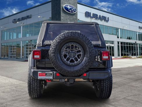 Used 2022 Jeep Wrangler Unlimited Rubicon w/ Xtreme Recon 35" Tire Package image 5