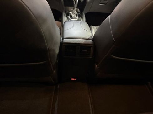 Used 2020 Nissan Rogue SL w/ Premium Package image 28