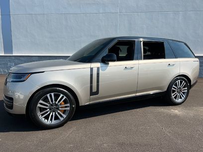 Used 2025 Land Rover Range Rover Long Wheelbase SE