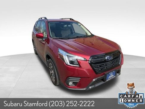 Used 2022 Subaru Forester Premium image 1