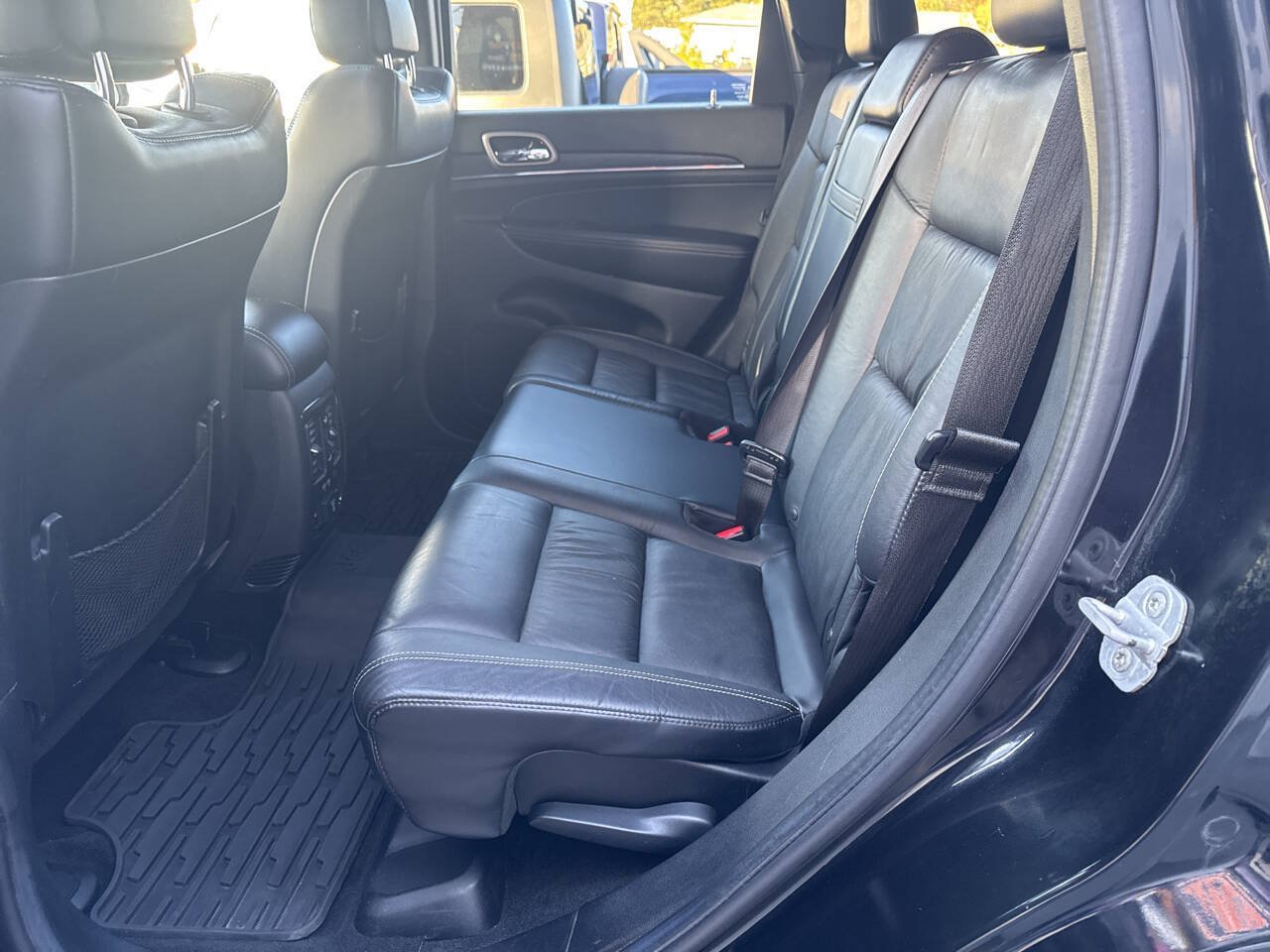 Used 2014 Jeep Grand Cherokee Limited AWD/4WD image 17