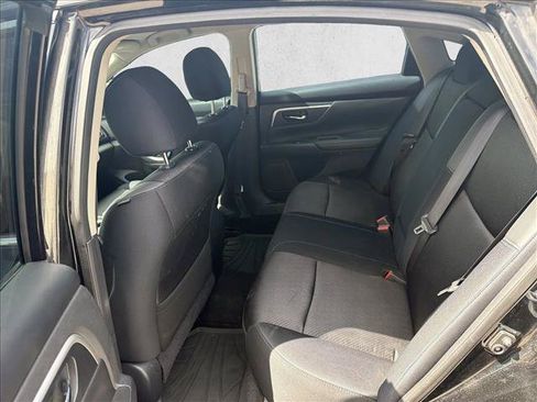 Used 2016 Nissan Altima 3.5 SR FWD image 17
