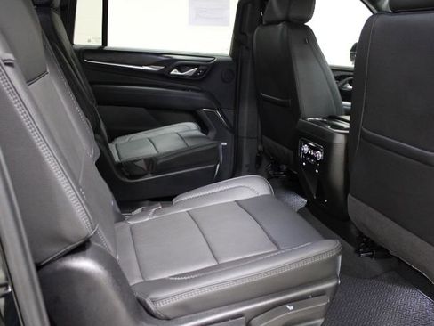 Used 2024 GMC Yukon XL Denali image 28