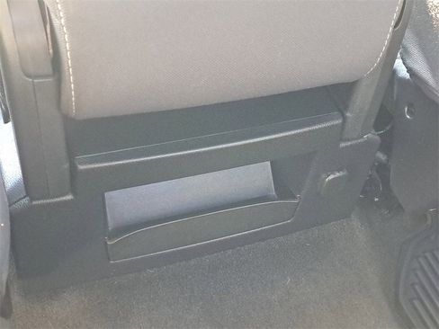 Used 2016 GMC Sierra 1500 SLE w/ SLE Value Package image 20