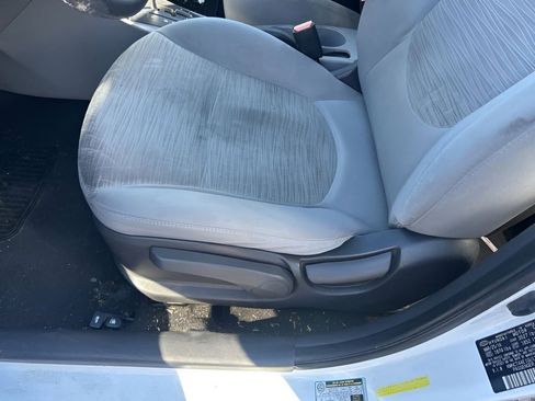 Used 2016 Hyundai Accent SE image 20