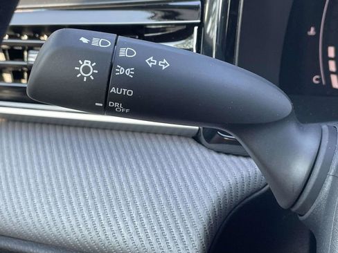 New 2026 Toyota Camry SE FWD image 33