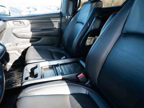 Certified 2023 Honda Odyssey Sport image 10