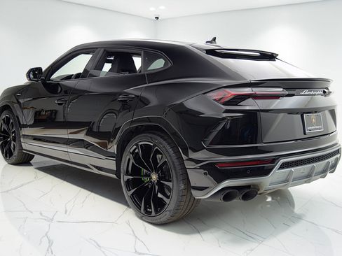 Used 2019 Lamborghini Urus AWD/4WD image 6