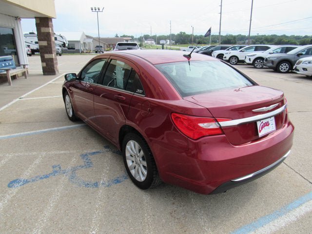 Used 2012 Chrysler 200 Touring w/ Cold Weather Group FWD image 7