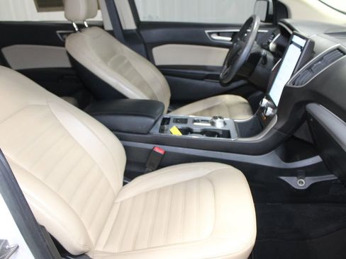 Used 2021 Ford Edge SEL FWD image 25