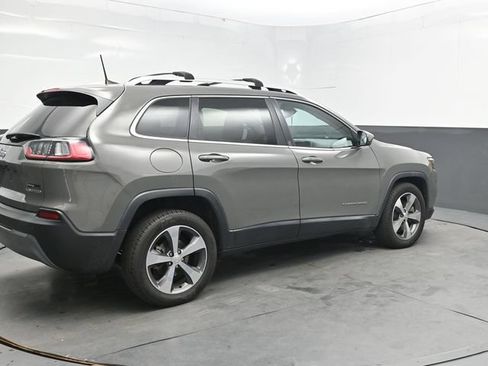Used 2020 Jeep Cherokee Limited FWD image 8