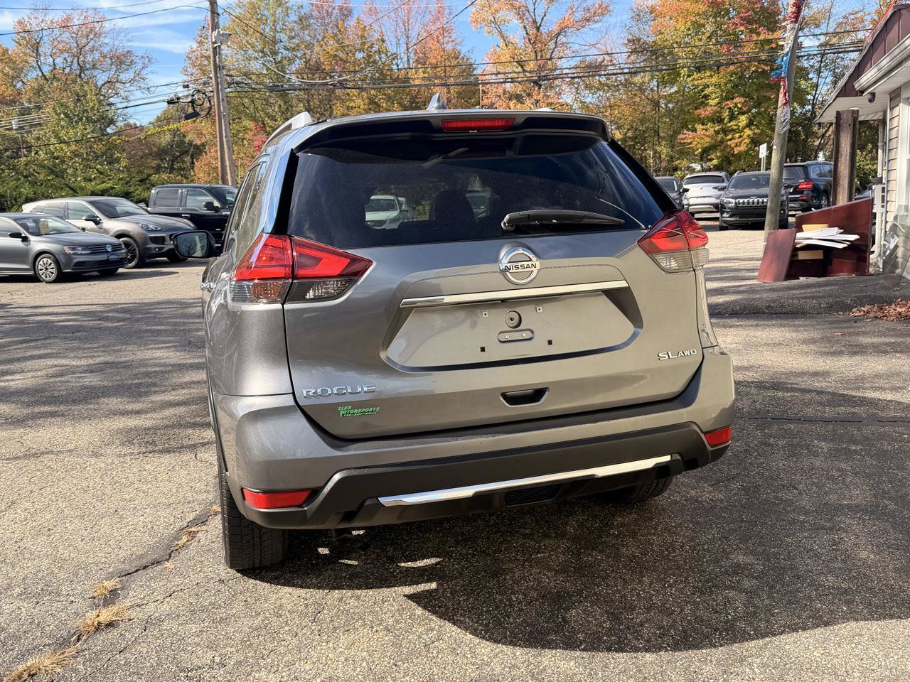 Used 2017 Nissan Rogue SL w/ SL Premium Package AWD/4WD image 5